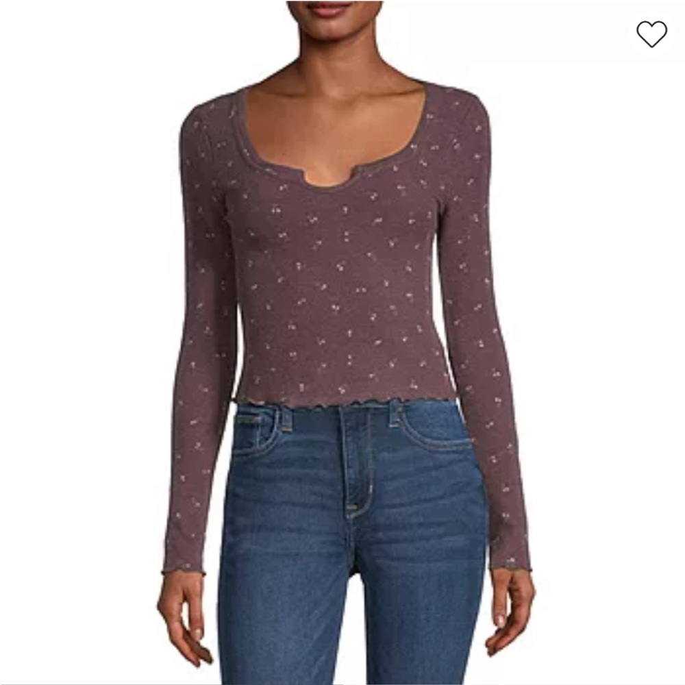 Arizona Juniors Scoop Neck Long Sleeve T-Shirt